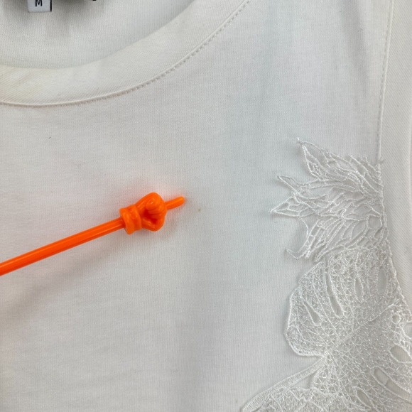 Kinly Tank Top Womens Medium White Cotton Floral‎ Ruffle Round Neck - Picture 7 of 10